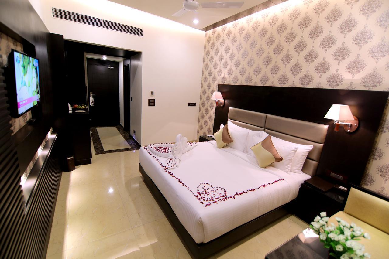 Hotel Grand Orchid Haridwār Exterior foto